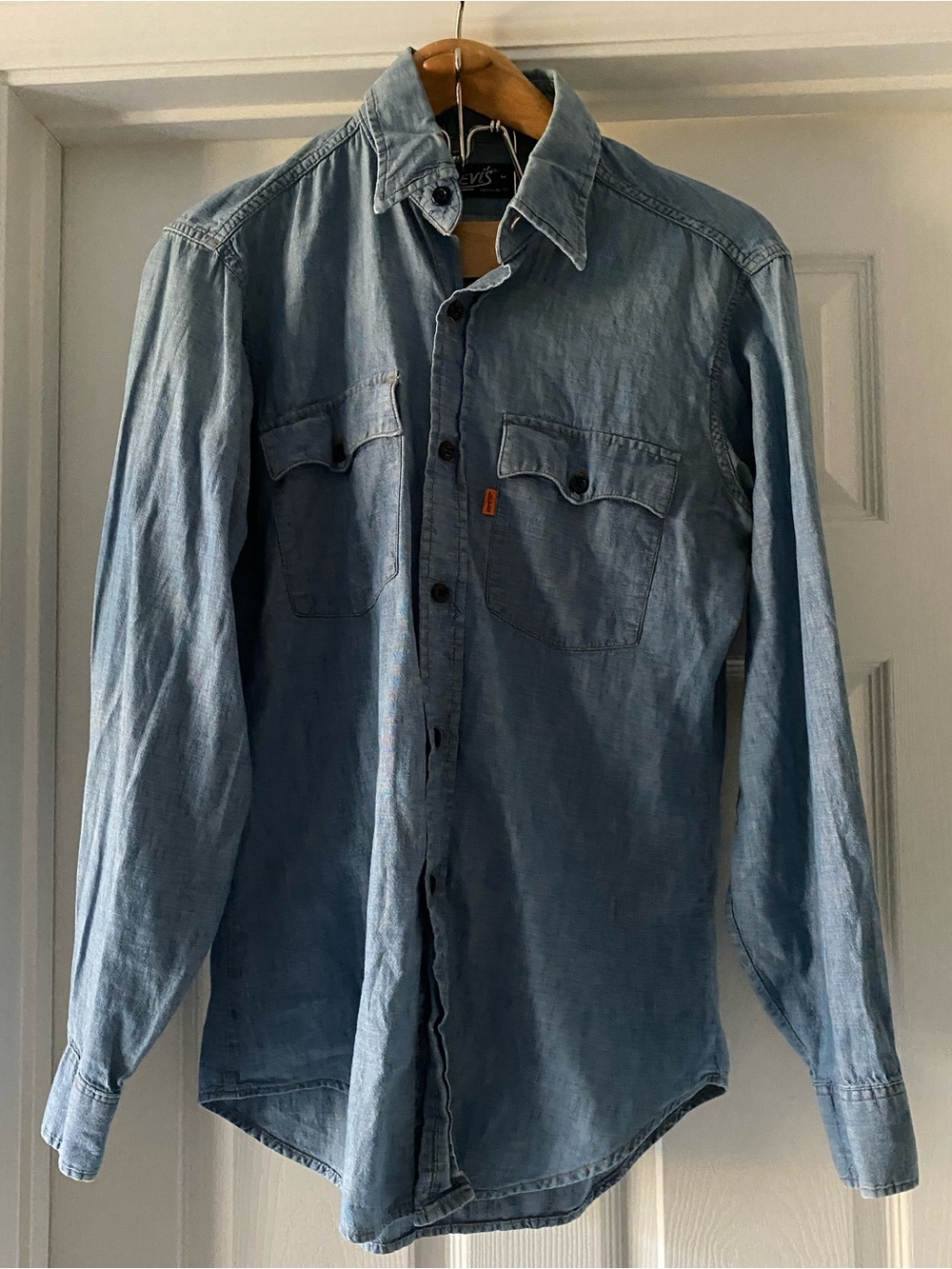 Vtg 70s Levi's Orange Tab Chambray Work Shirt Sky Blue Cotton Blend Men M